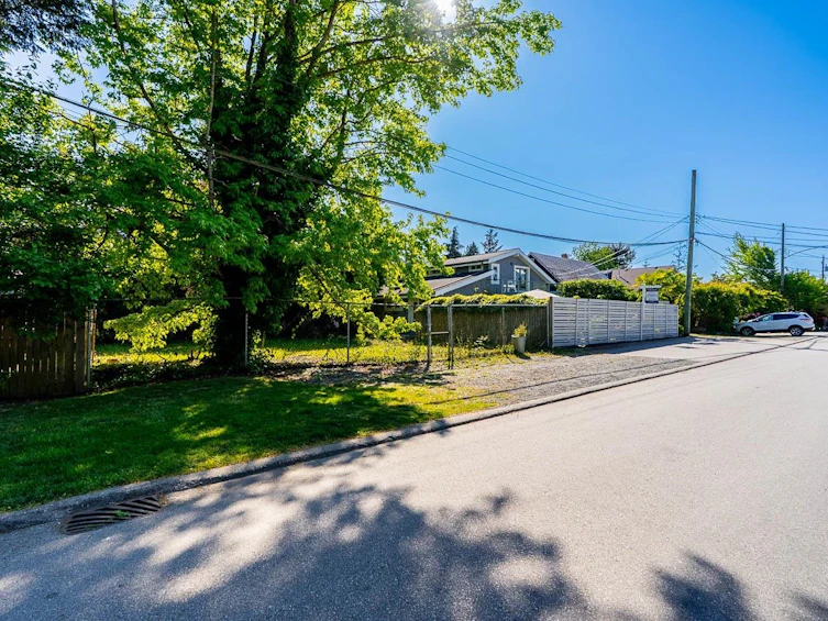 12276 Agar Street, Surrey, BC, V4A 3C2 - 2