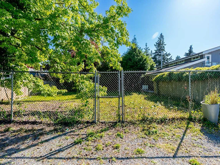 12276 Agar Street, Surrey, BC, V4A 3C2 - 8