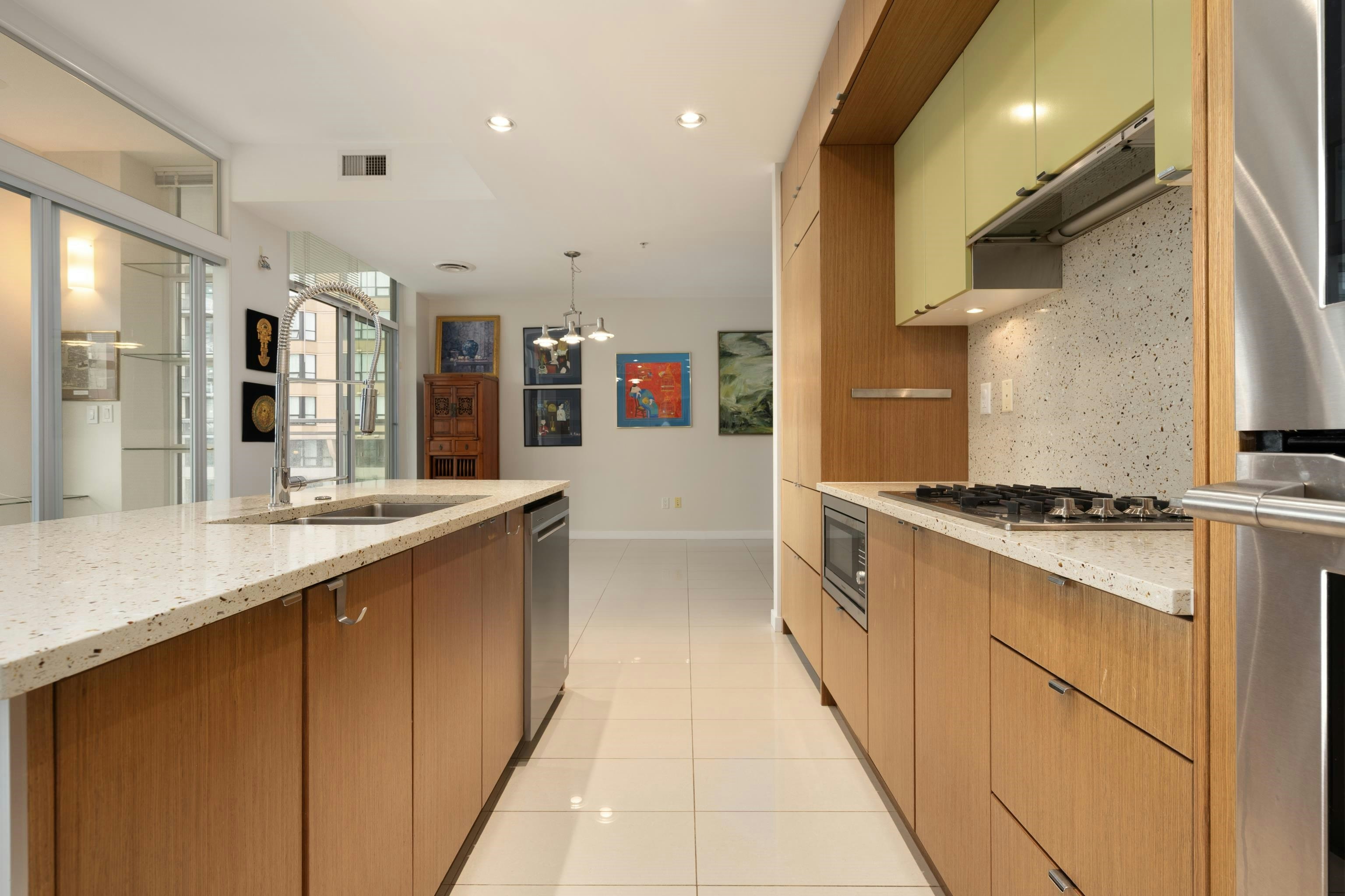 1404-1205 Howe Street - 5