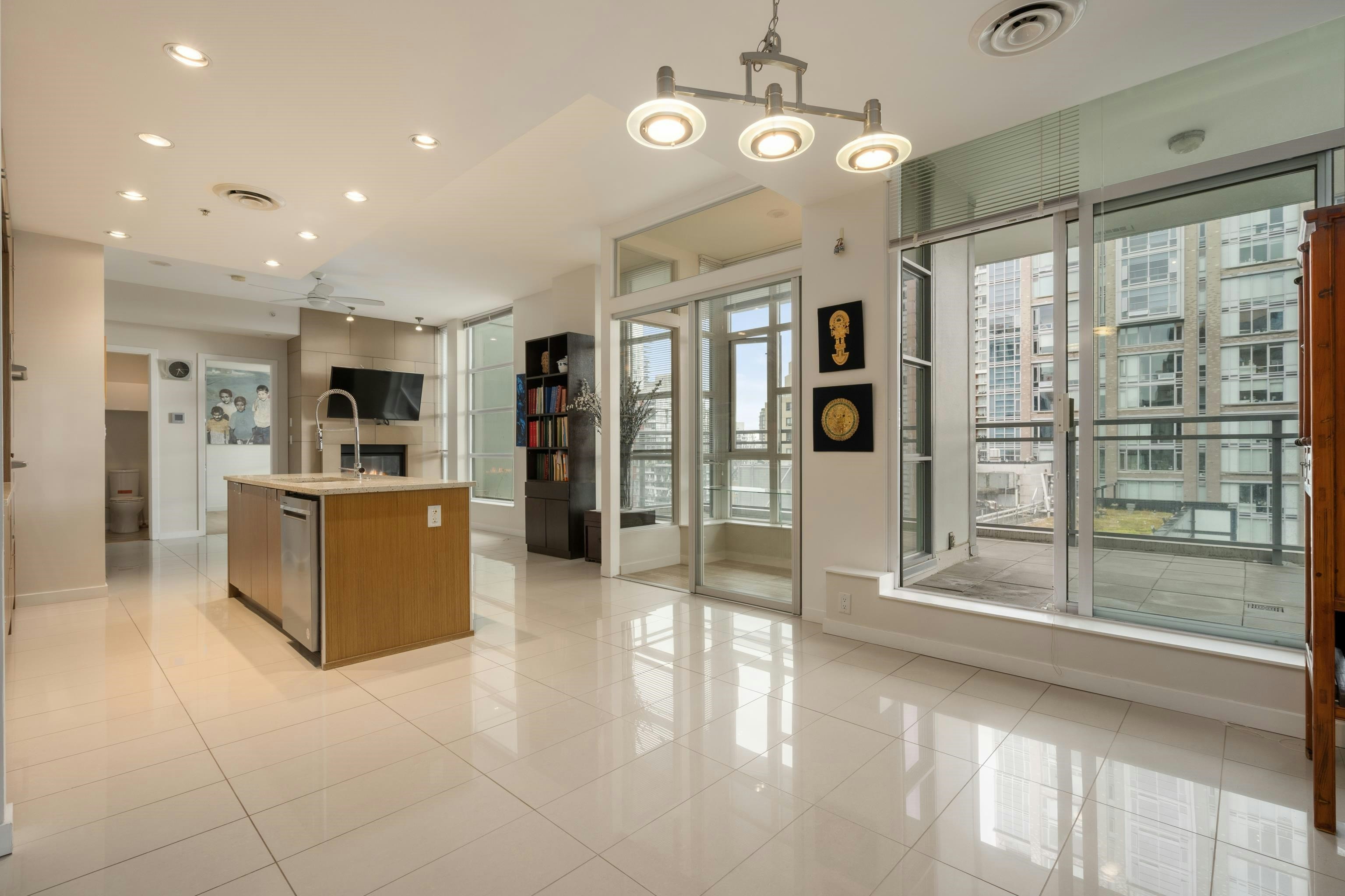 1404-1205 Howe Street, Vancouver, BC, V6Z 0B2 - 9