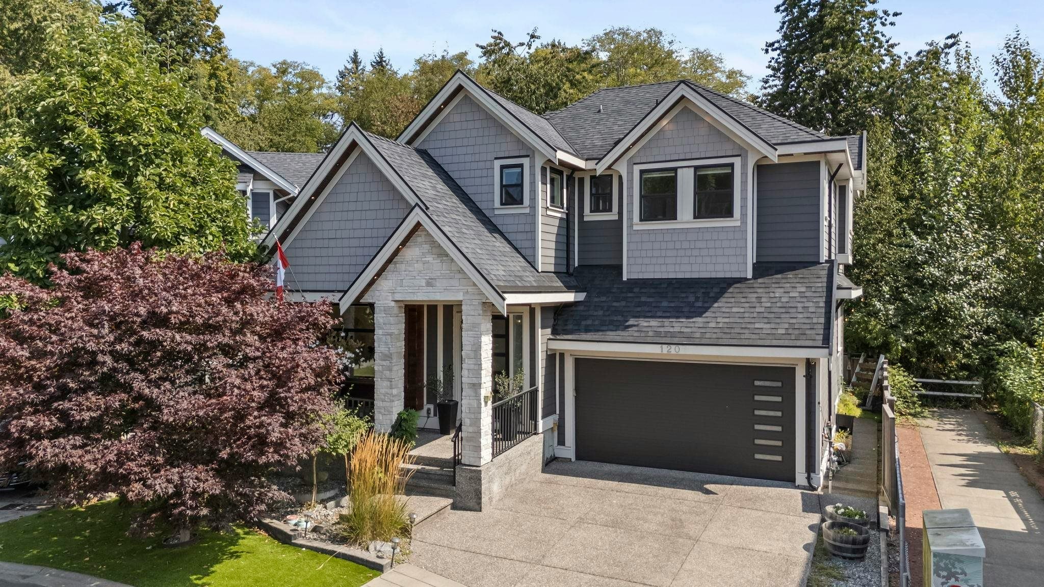 120 169a Street, Surrey, BC, V3Z 1N1