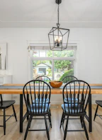 3248 Beverley Crescent