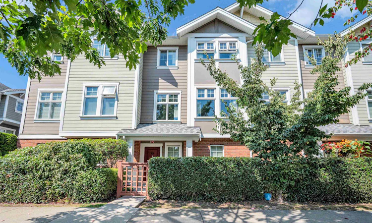 12-1135 Ewen Avenue