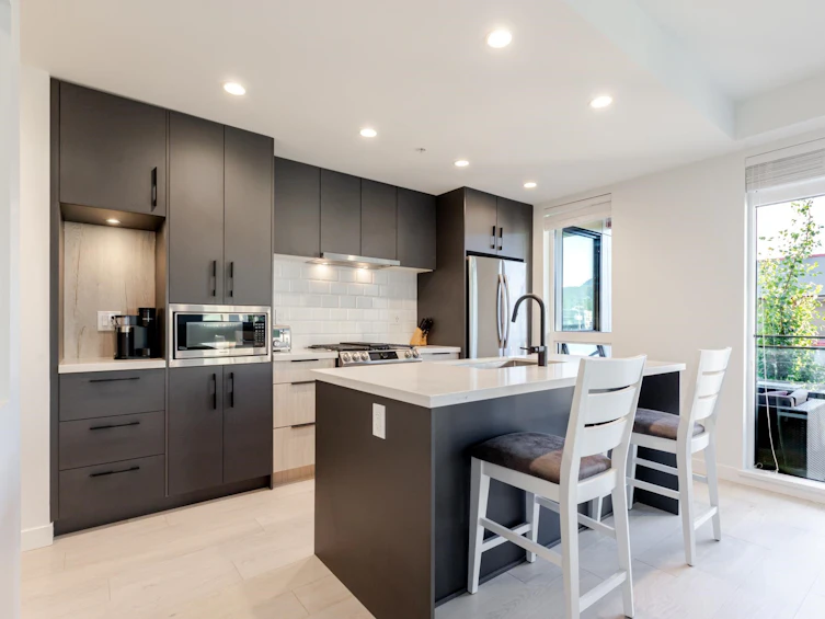 306-3018 St. George Street, Port Moody, BC, V3H 0L4 - 4
