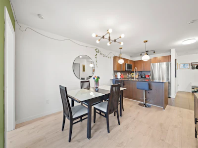 208-4888 Brentwood Drive - 5