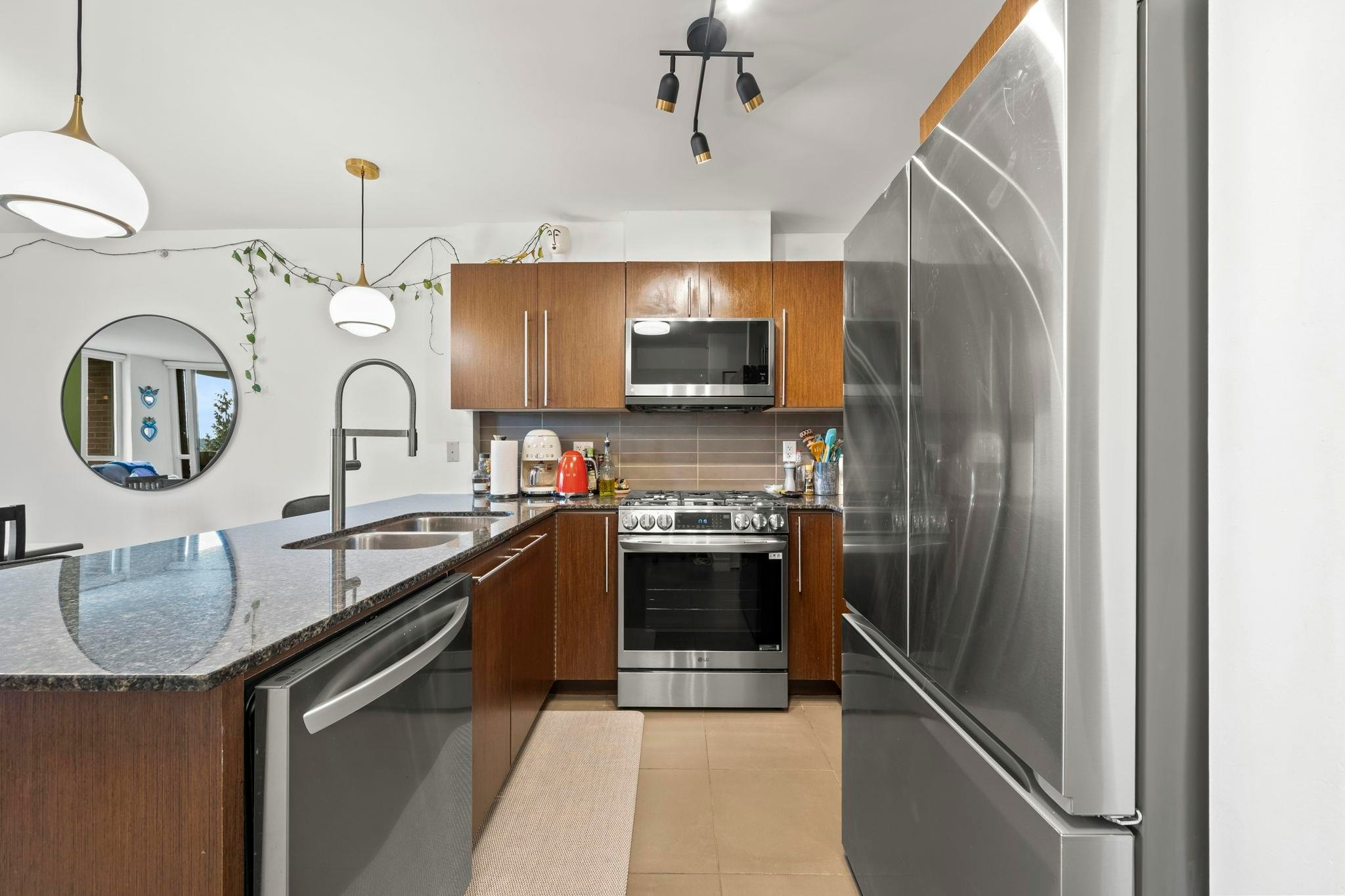 208-4888 Brentwood Drive - 4