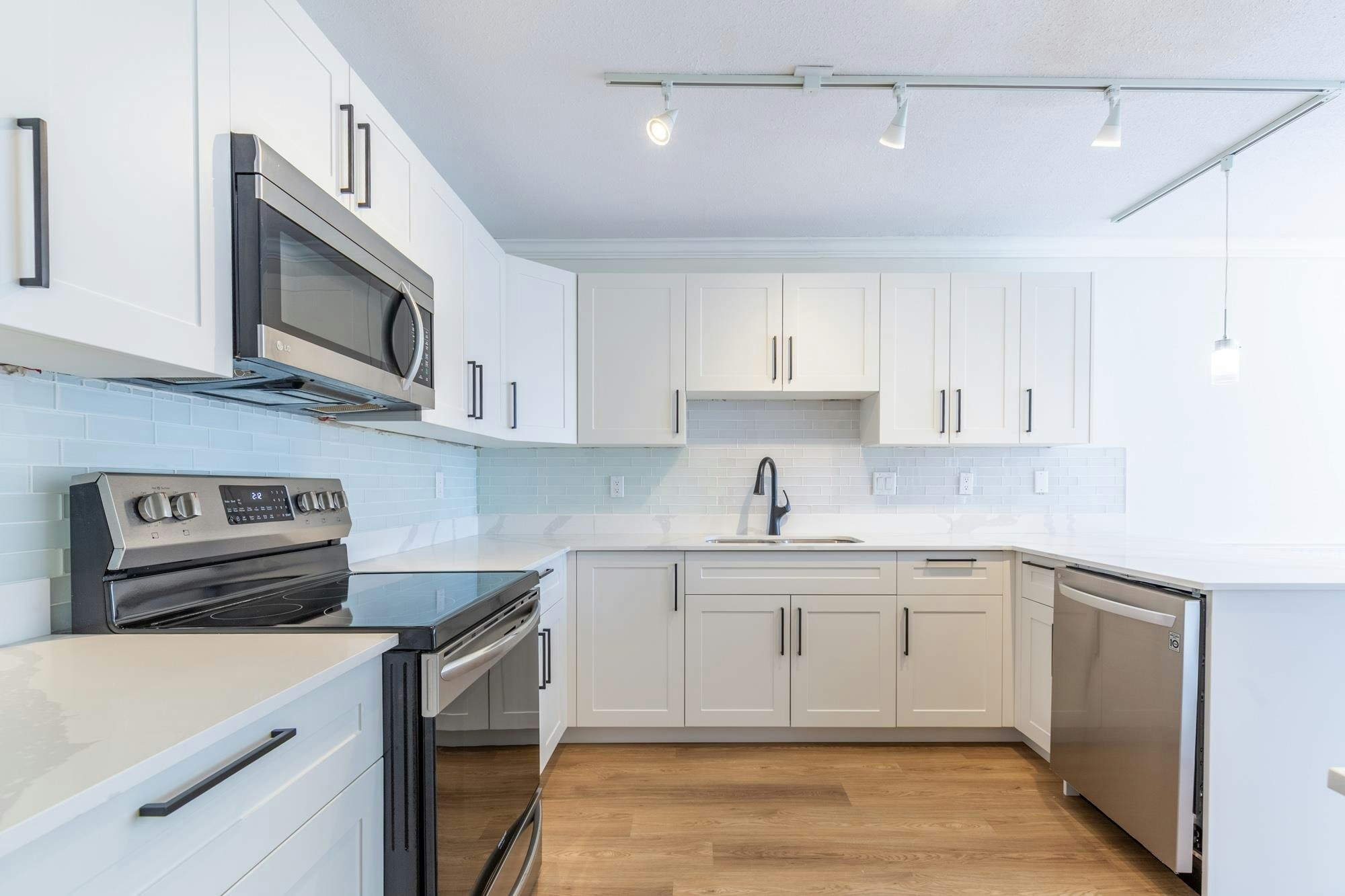 101-2450 Church Street, Abbotsford, BC, V2T 3J7 - 14
