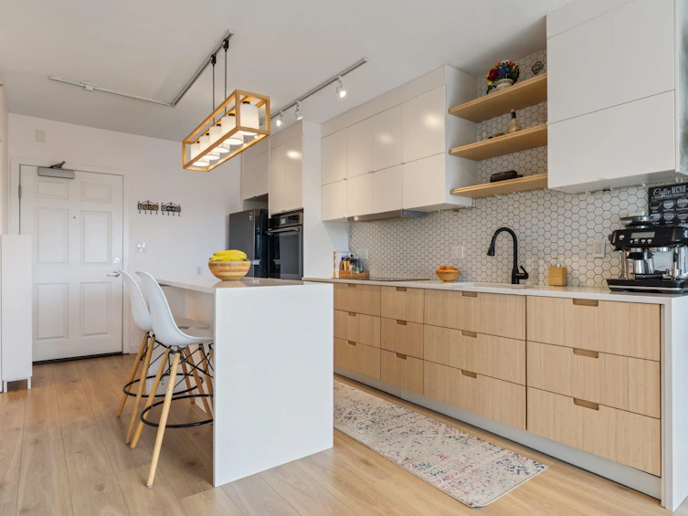 PH10-702 E King Edward Avenue, Vancouver, BC, V5V 0A9 - 6