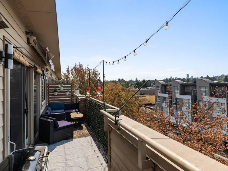 PH10-702 E King Edward Avenue, Vancouver, BC, V5V 0A9 - 27