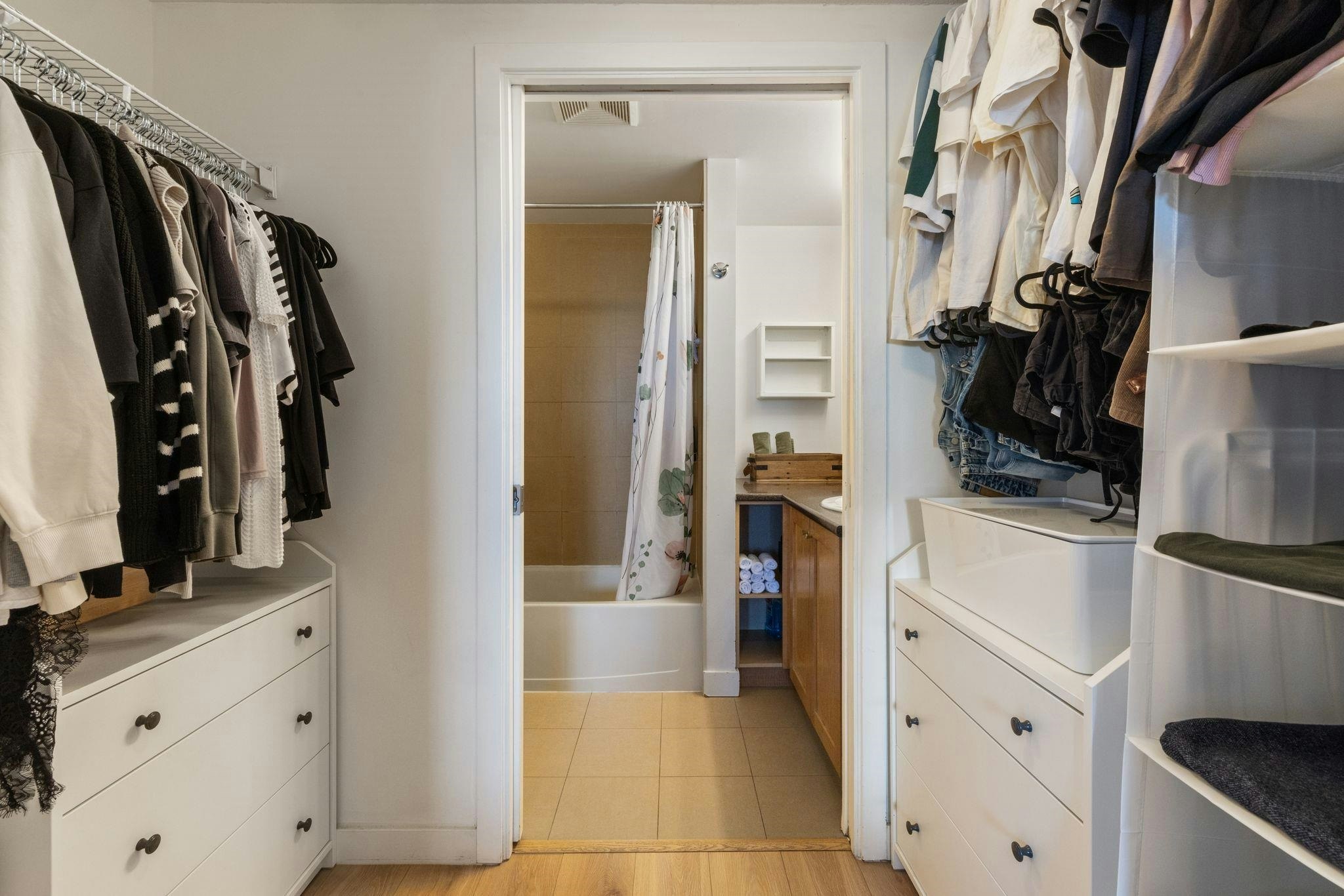 PH10-702 E King Edward Avenue, Vancouver, BC, V5V 0A9 - 16