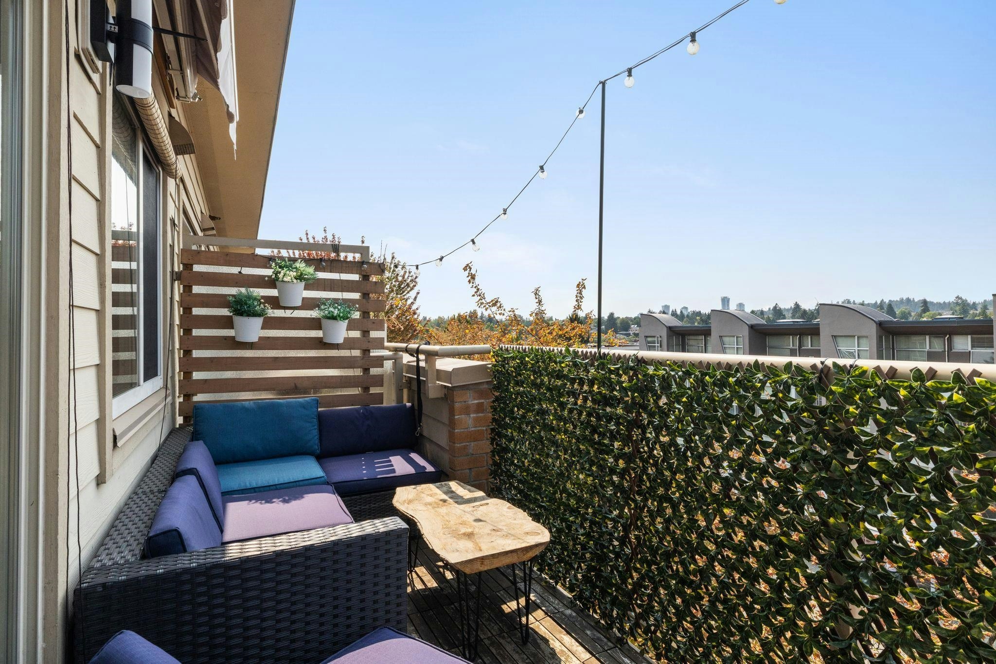 PH10-702 E King Edward Avenue, Vancouver, BC, V5V 0A9 - 24