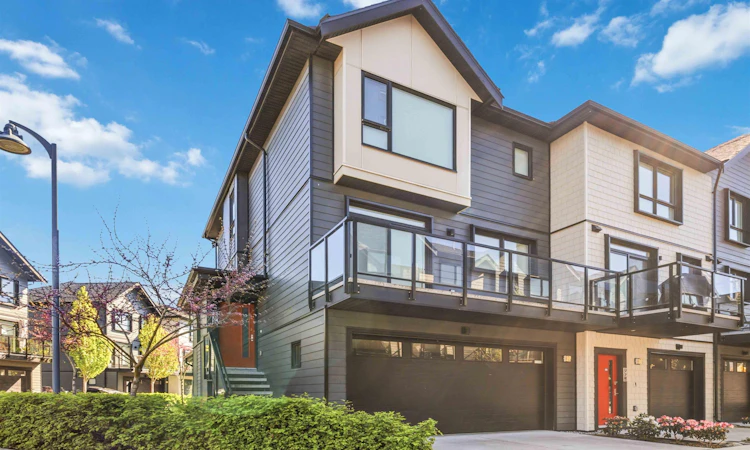 189-4738 Hemlock Way