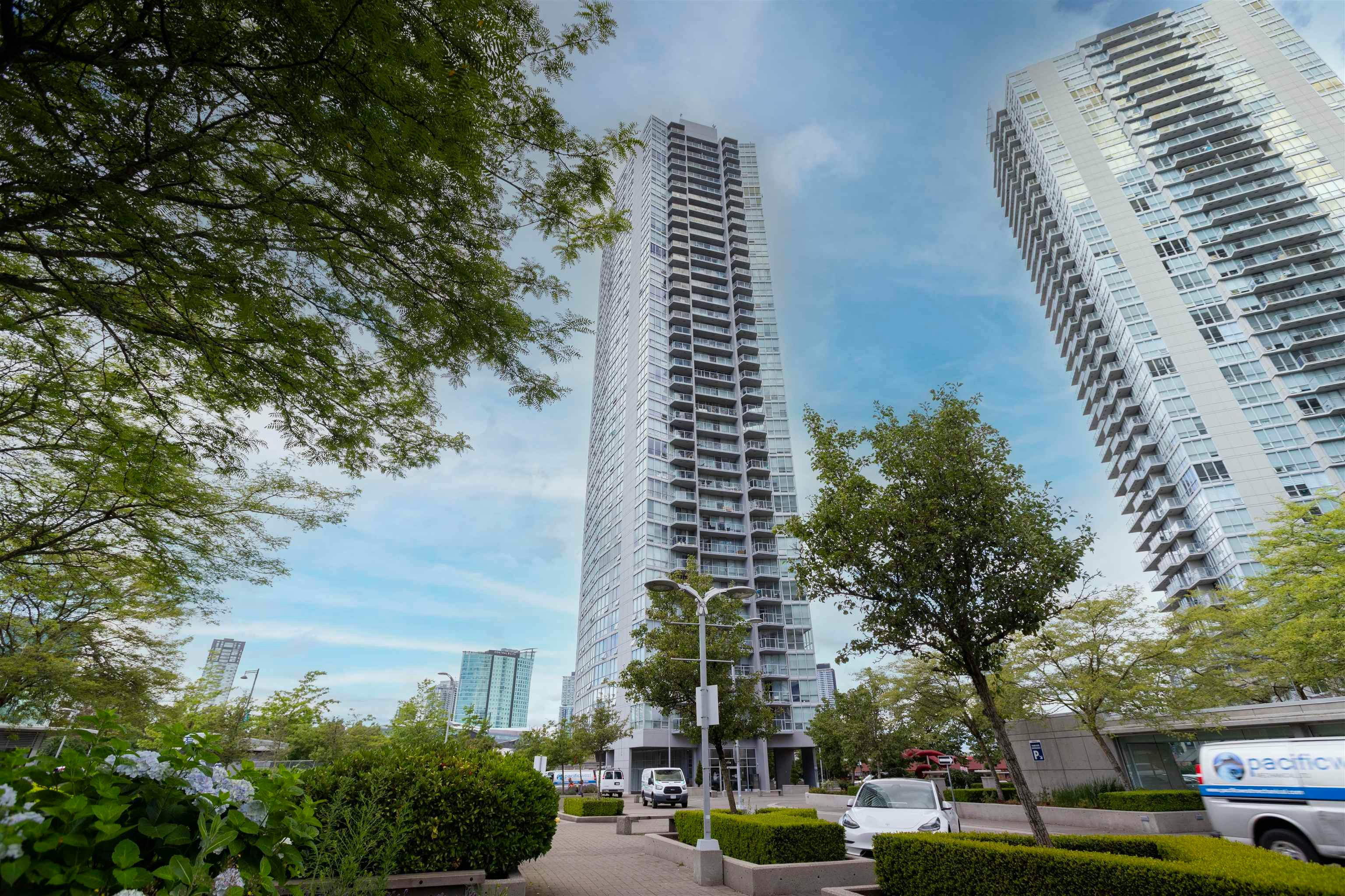 3105-13618 100 Avenue, Surrey, BC, V3T 0A8