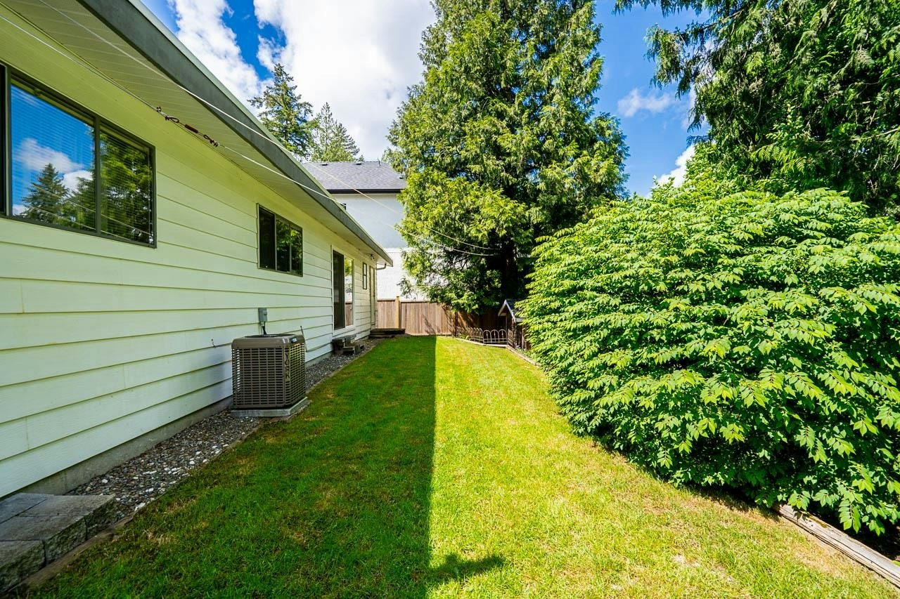 20571 46a Avenue, Langley, BC, V3A 3J7 - 34