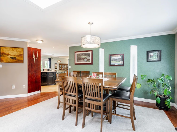 20571 46a Avenue, Langley, BC, V3A 3J7 - 20