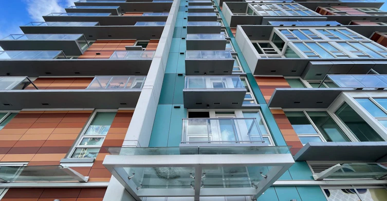 909-180 E 2nd Avenue, Vancouver, BC, V5T 0K4 - 2
