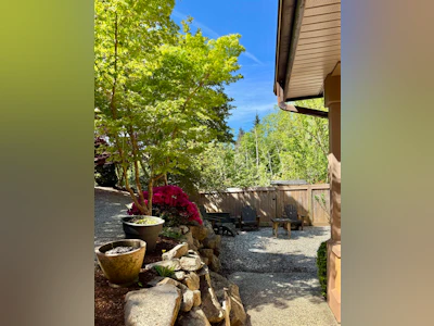 5836 Marine Way - 5