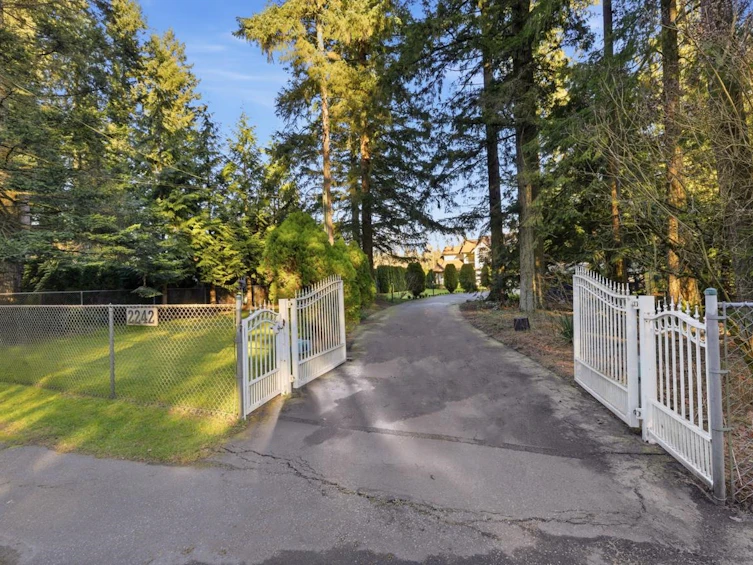2242 200 Street, Langley, BC, V2Z 1W9 - 39
