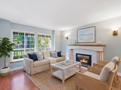 2242 200 Street - 4