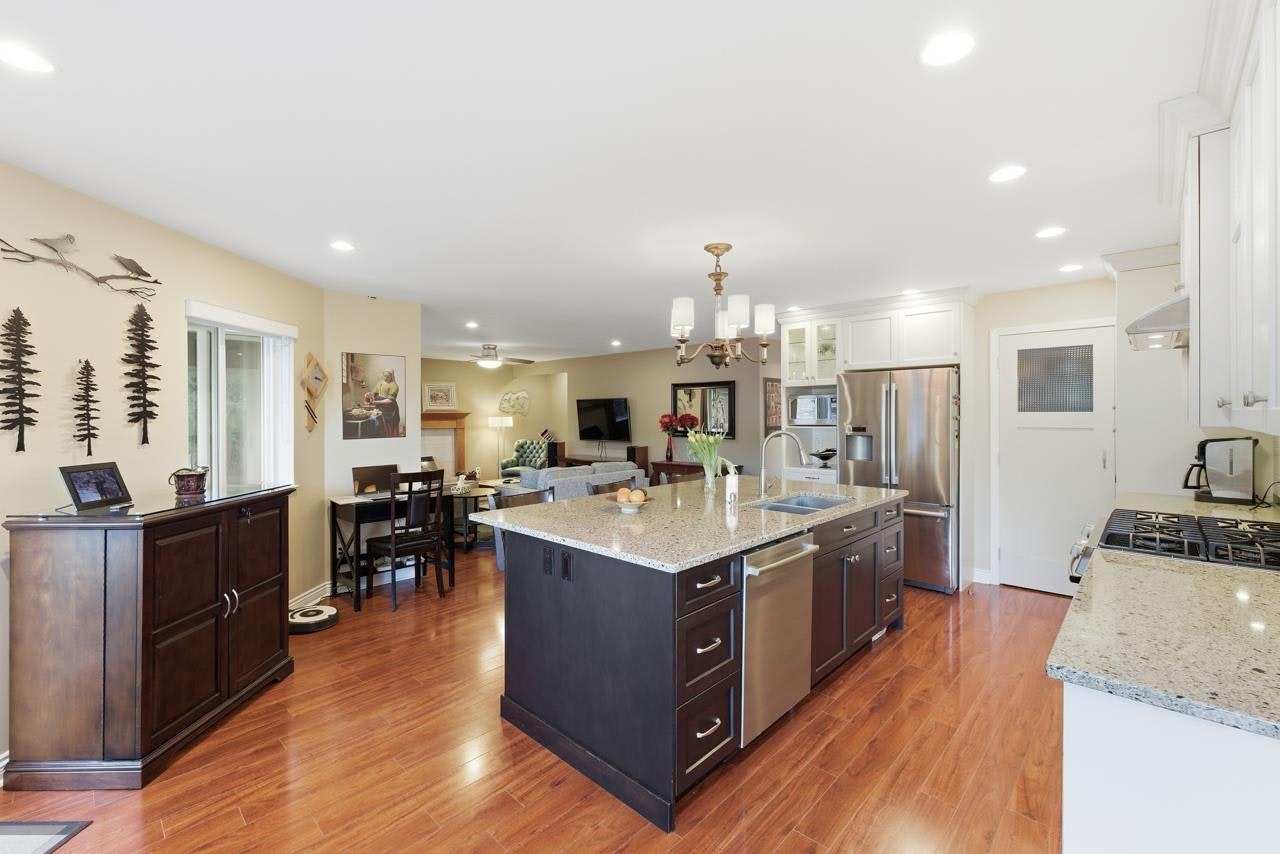 2242 200 Street, Langley, BC, V2Z 1W9 - 13