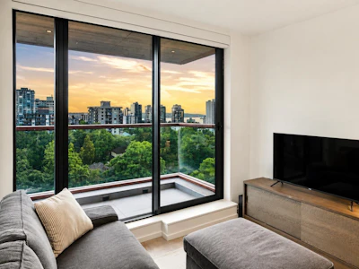 1301-1408 Robson Street - 3