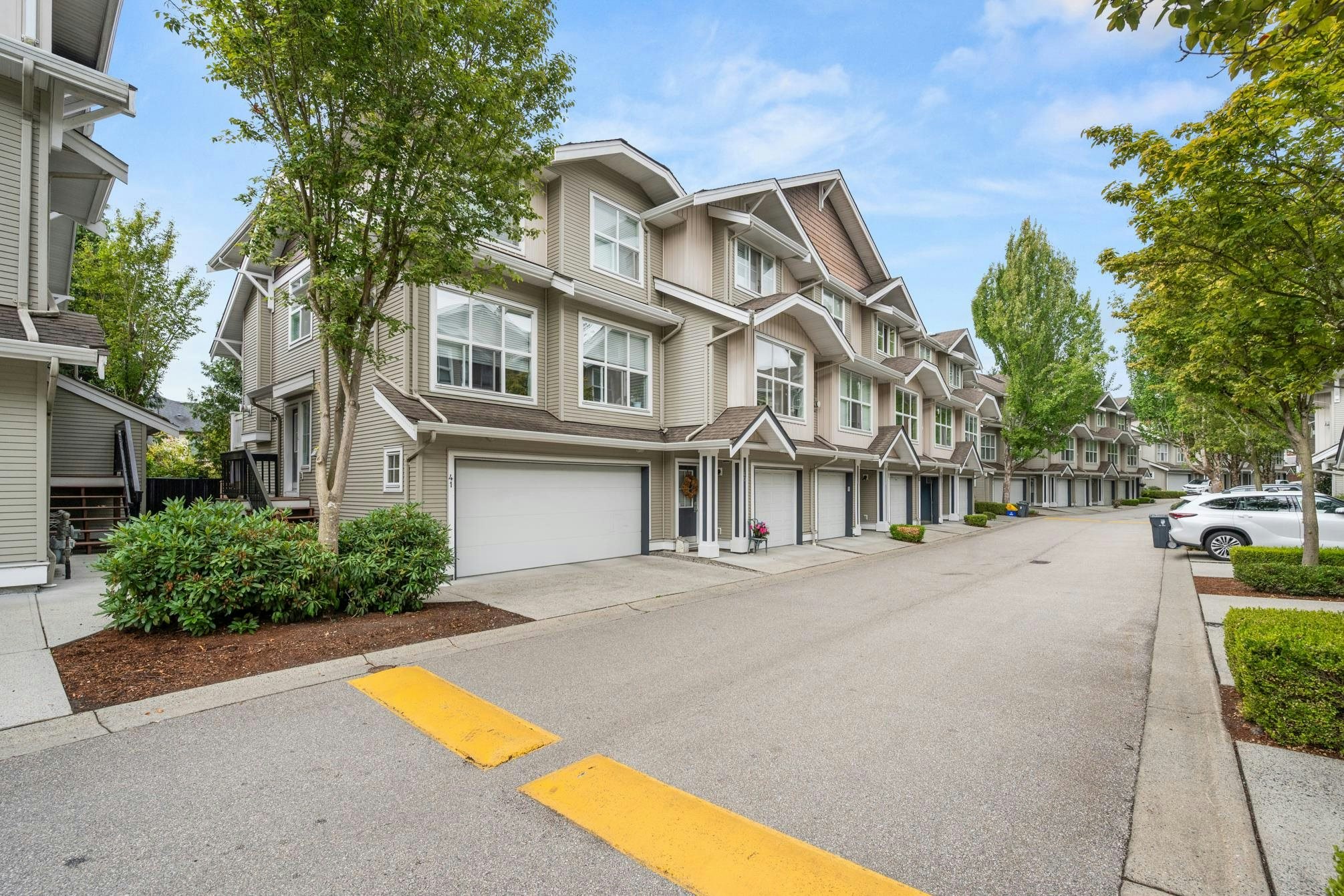 37-20460 66 Avenue - 4