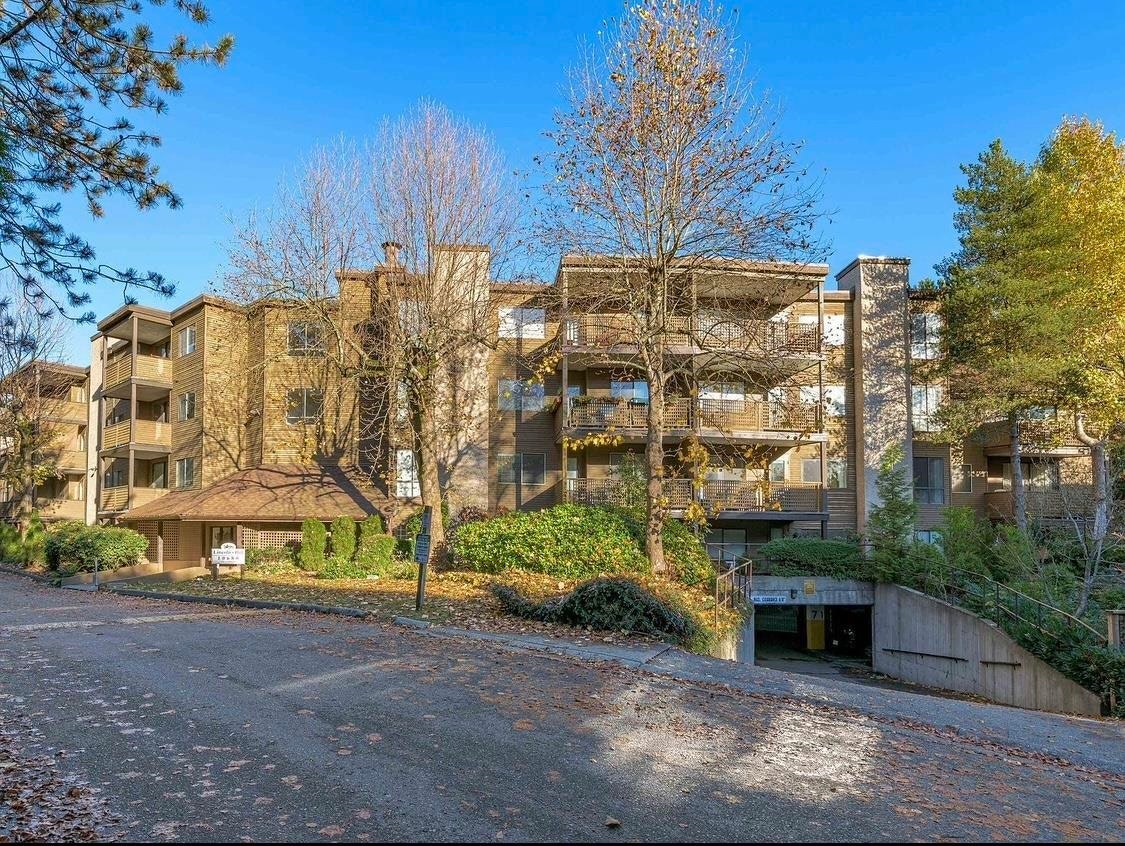 111-10680 151a Street, Surrey, BC, V3R 8T4