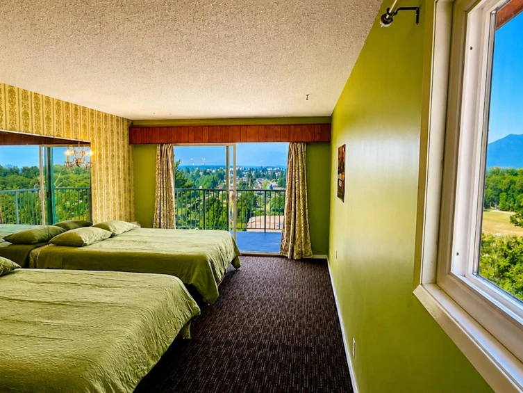 9890 Quarry Road, Chilliwack, BC, V2P 3M2 - 13