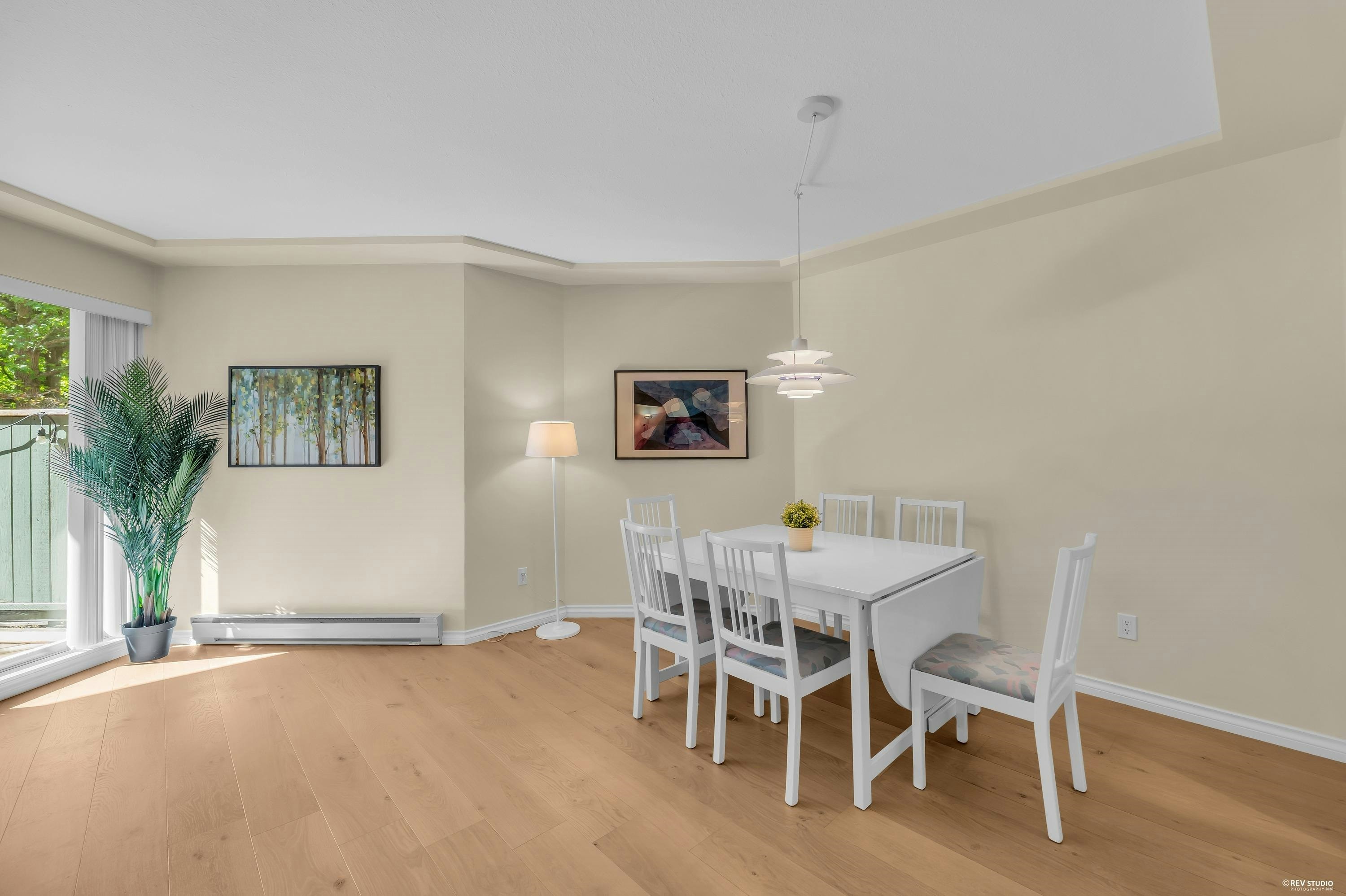 151-8600 Lansdowne Road, Richmond, BC, V6X 3L6 - 8