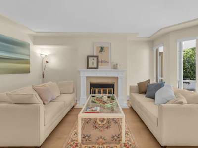 151-8600 Lansdowne Road - 3