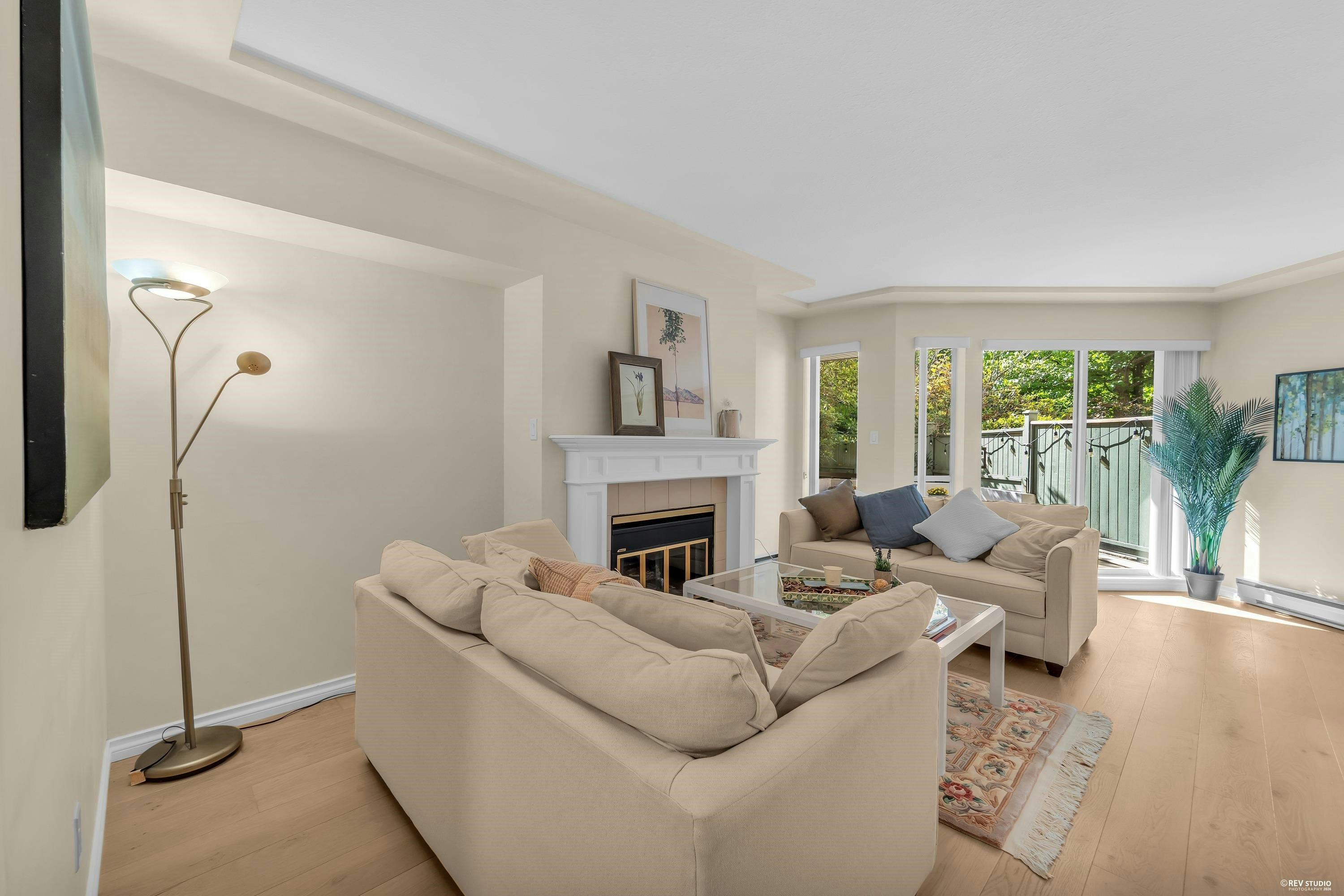 151-8600 Lansdowne Road - 5