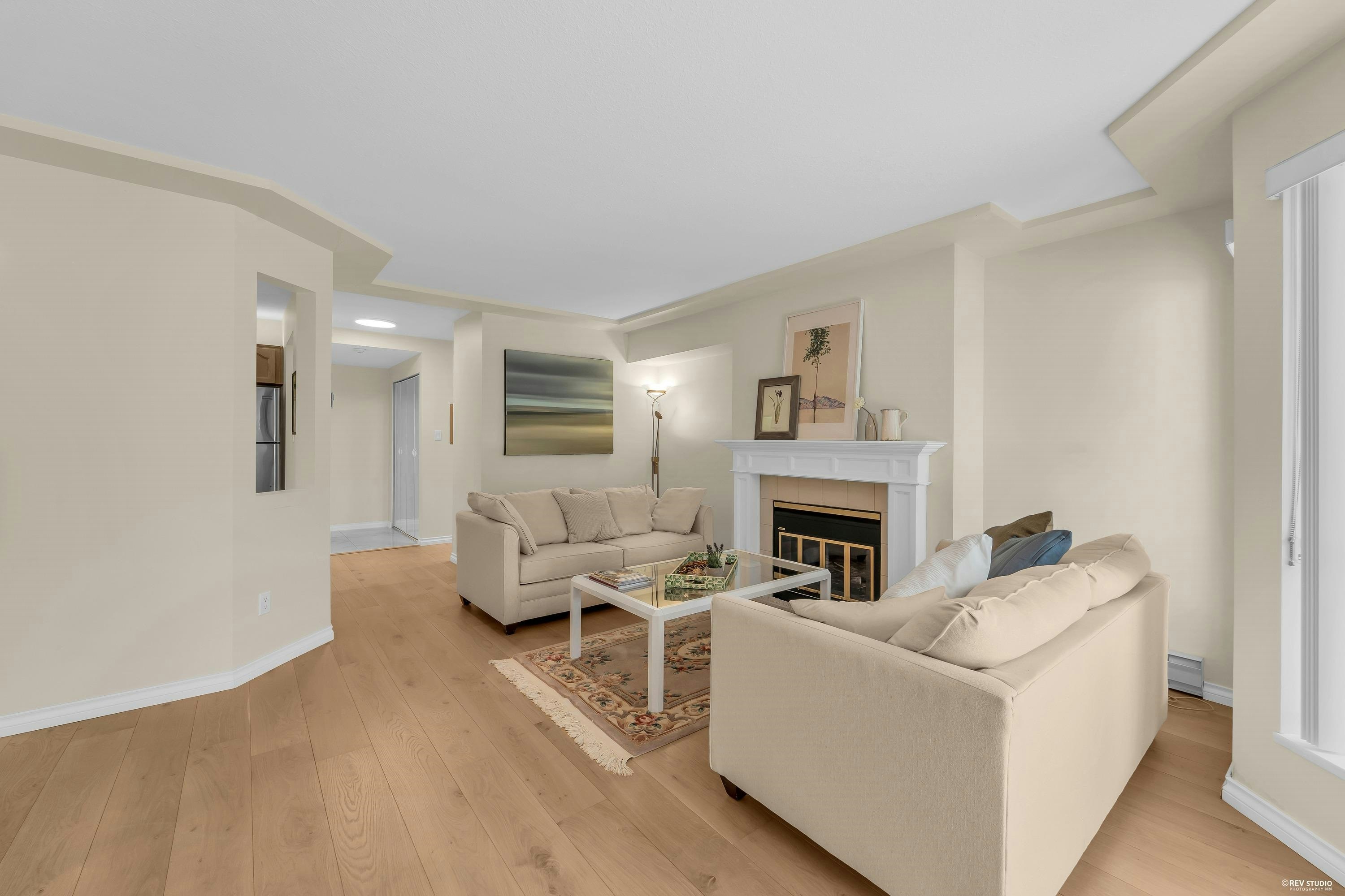 151-8600 Lansdowne Road - 4