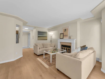 151-8600 Lansdowne Road - 4
