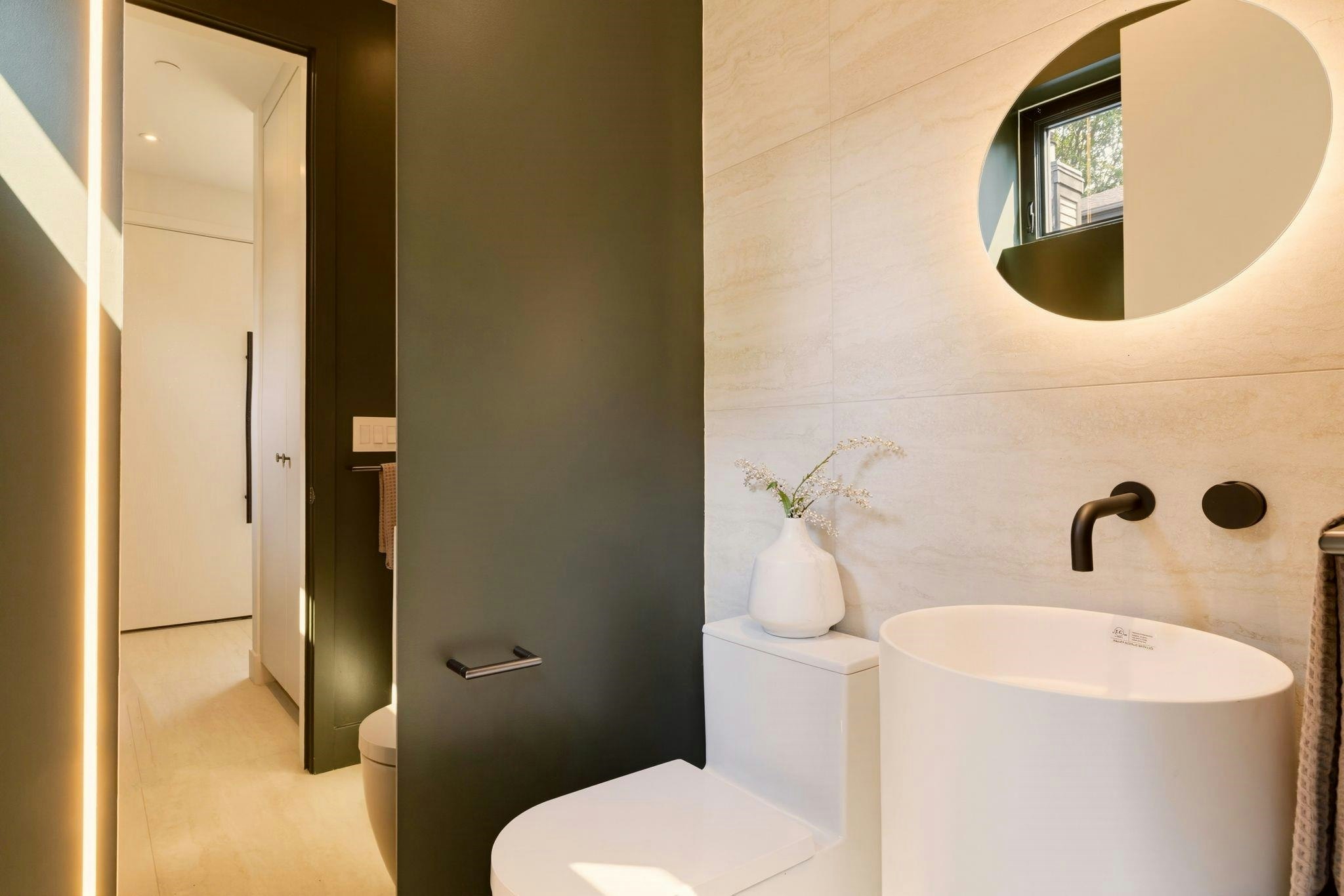 1-75 E 23rd Avenue, Vancouver, BC, V5V 1W8 - 15
