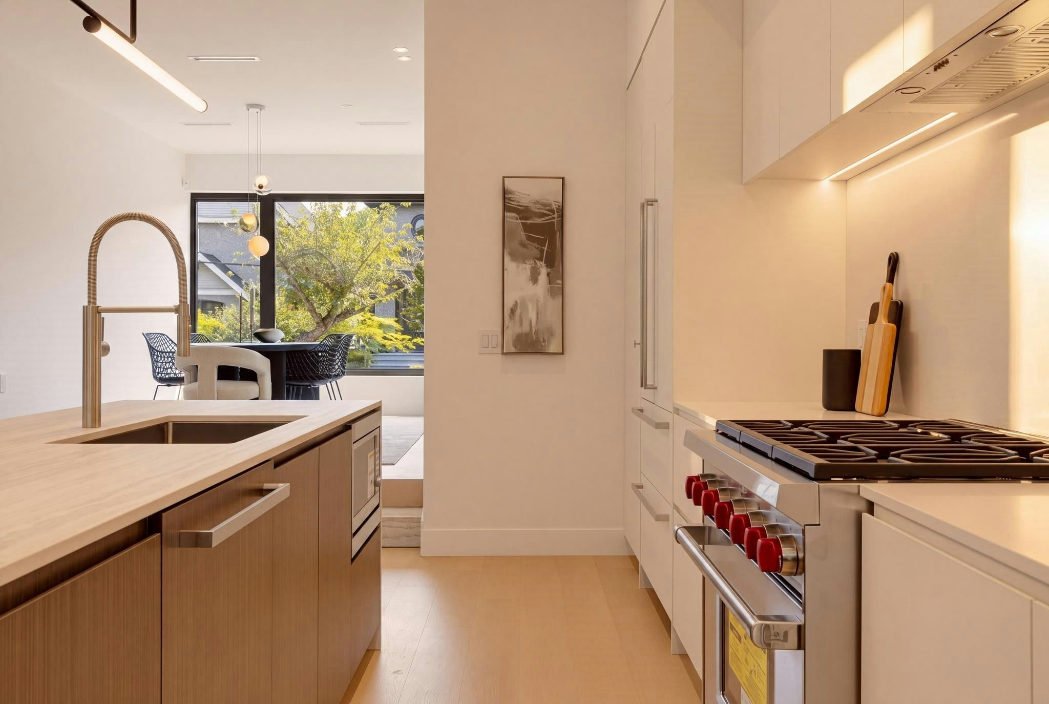 1-75 E 23rd Avenue, Vancouver, BC, V5V 1W8 - 9