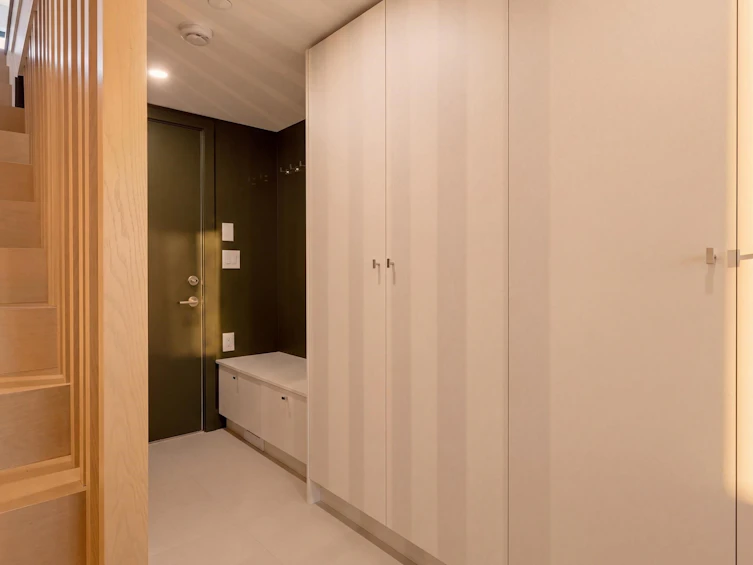 1-75 E 23rd Avenue, Vancouver, BC, V5V 1W8 - 16