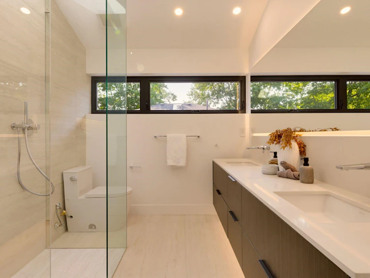 1-75 E 23rd Avenue, Vancouver, BC, V5V 1W8 - 19
