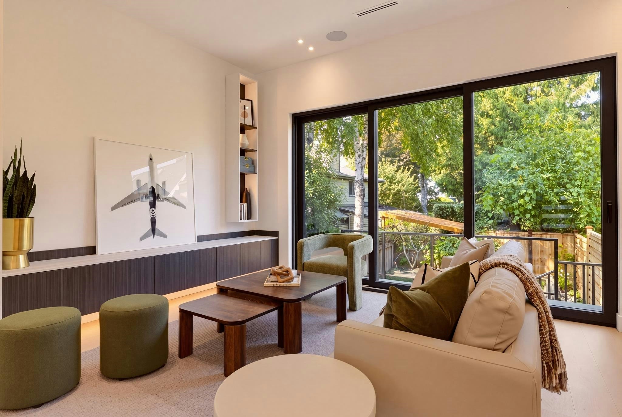 1-75 E 23rd Avenue, Vancouver, BC, V5V 1W8 - 14