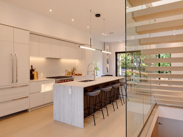 1-75 E 23rd Avenue, Vancouver, BC, V5V 1W8 - 8
