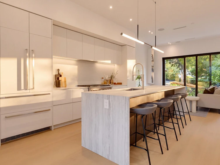 1-75 E 23rd Avenue, Vancouver, BC, V5V 1W8 - 3