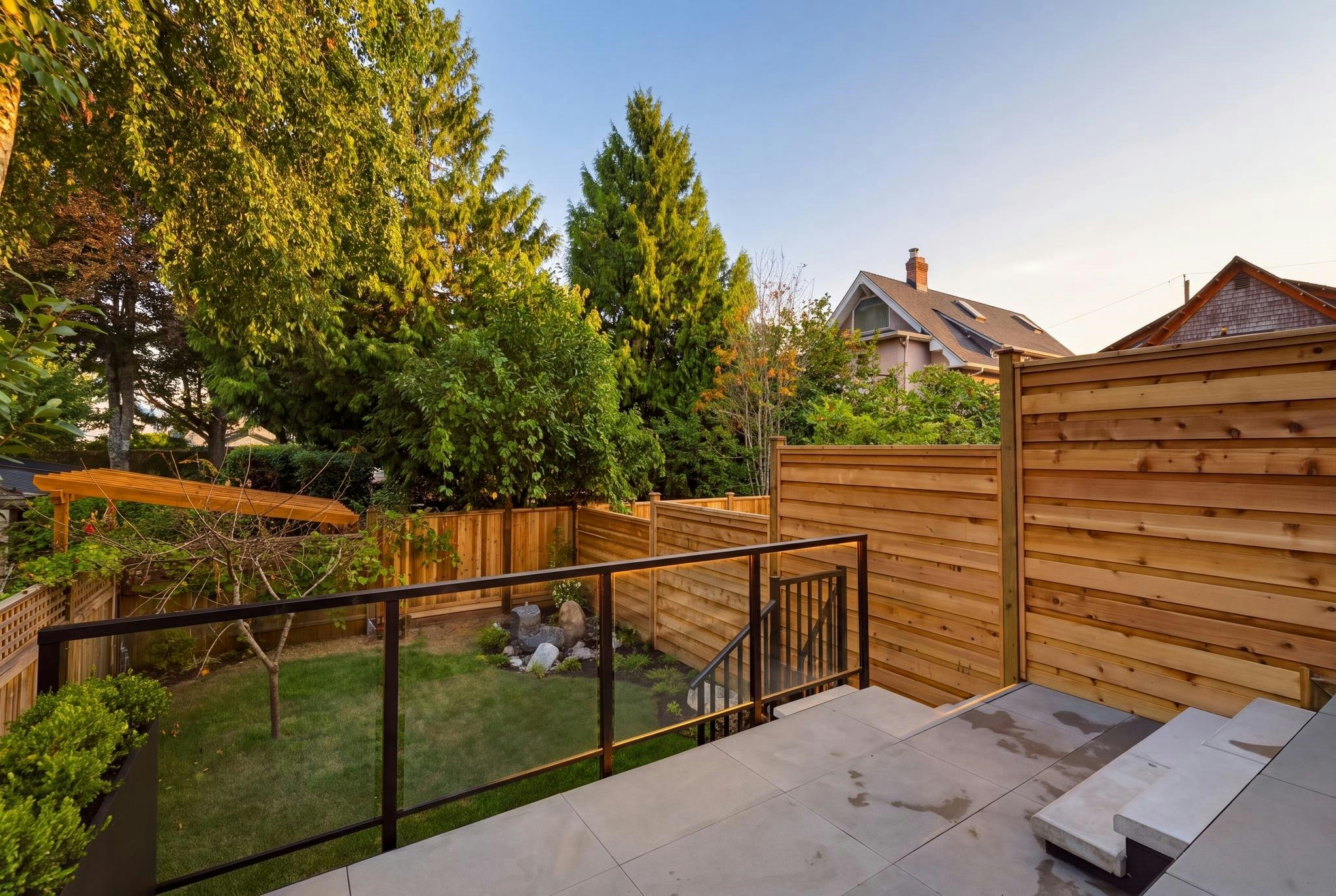 1-75 E 23rd Avenue, Vancouver, BC, V5V 1W8 - 25