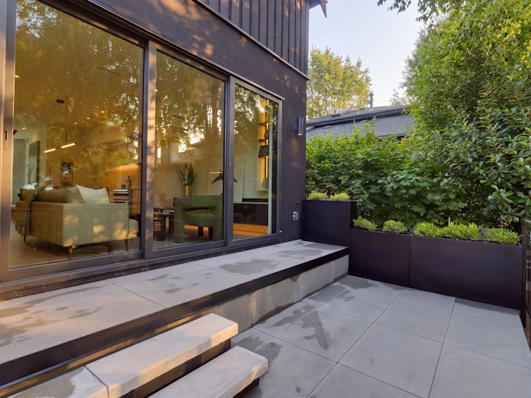 1-75 E 23rd Avenue, Vancouver, BC, V5V 1W8 - 27
