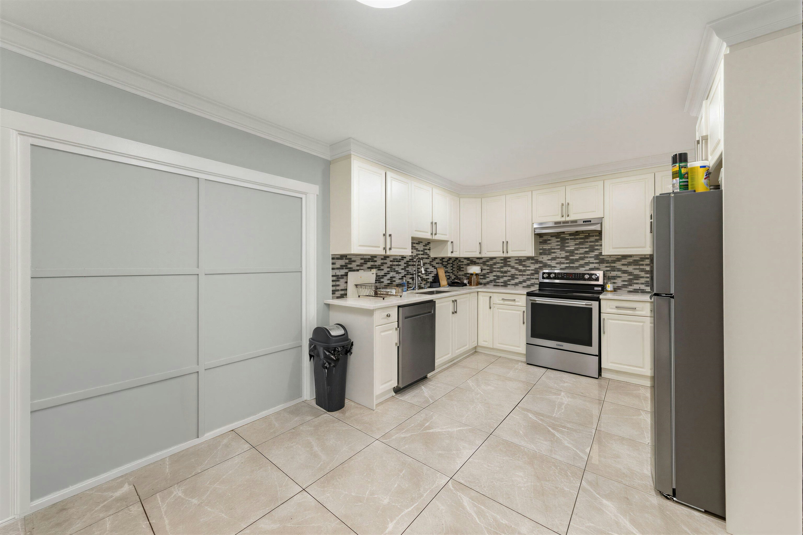 13111 73a Avenue, Surrey, BC, V3W 2R8 - 8
