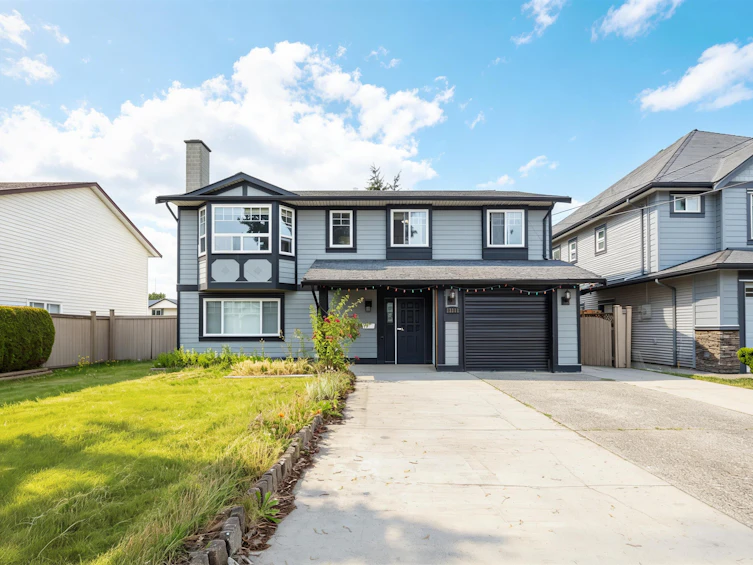 13111 73a Avenue, Surrey, BC, V3W 2R8