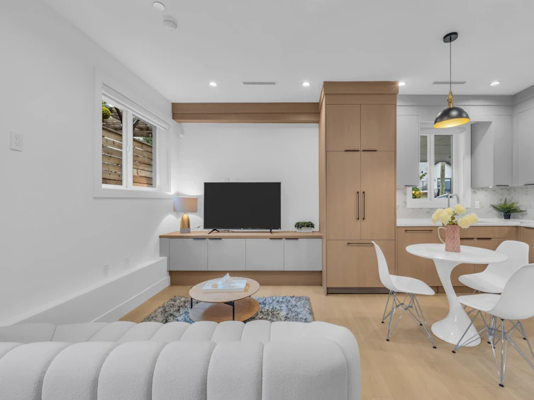 1-3438 Triumph Street, Vancouver, BC, V5K 1T8 - 4
