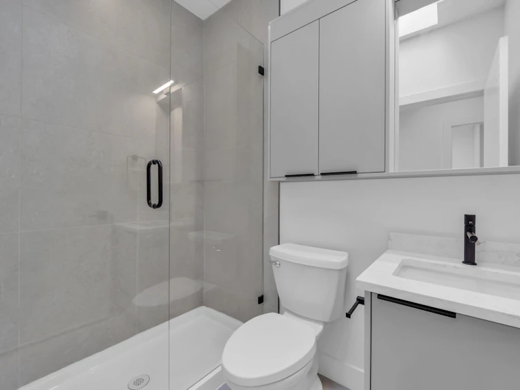 1-3438 Triumph Street, Vancouver, BC, V5K 1T8 - 17