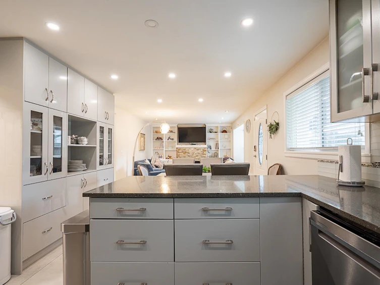 7802 139a Street, Surrey, BC, V3W 5H4