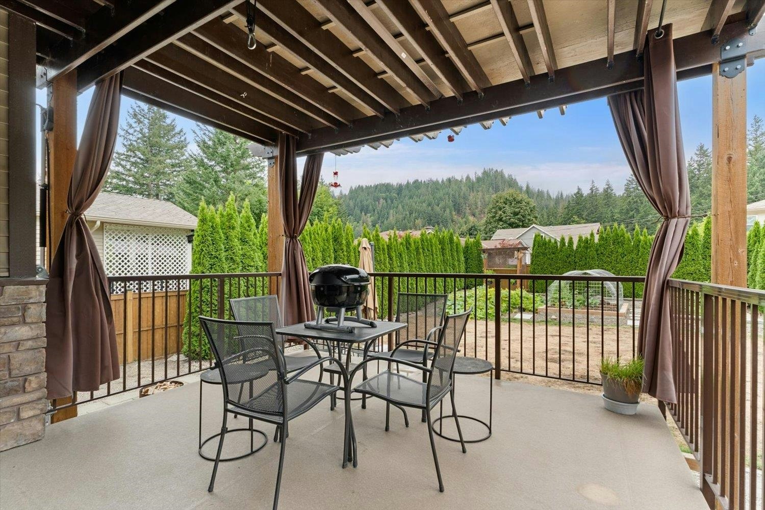 65733 Valley View Place, Hope, BC, V0X 1L1 - 36