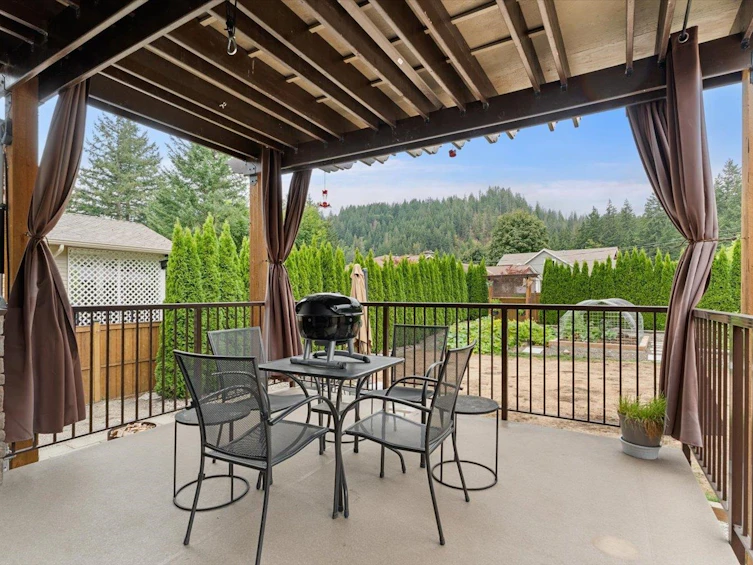 65733 Valley View Place, Hope, BC, V0X 1L1 - 36