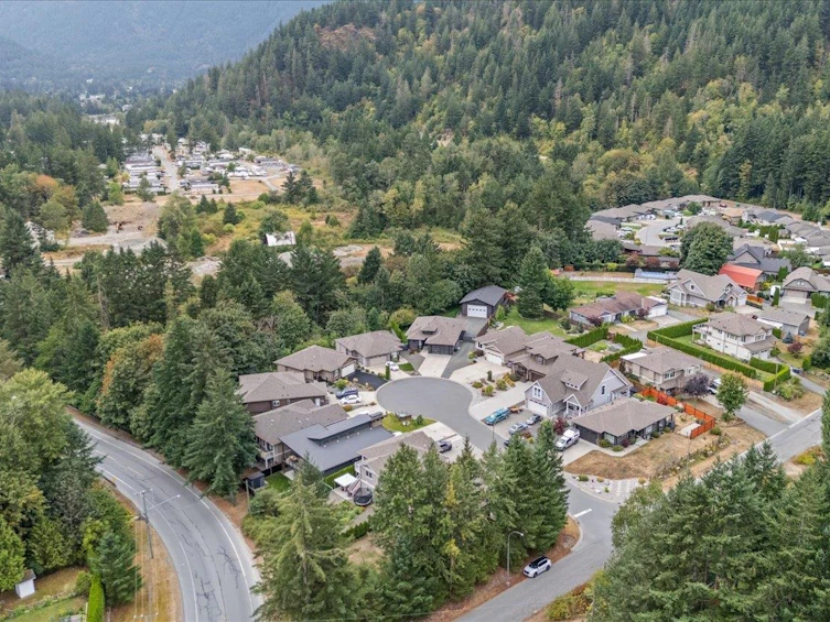 65733 Valley View Place, Hope, BC, V0X 1L1 - 39